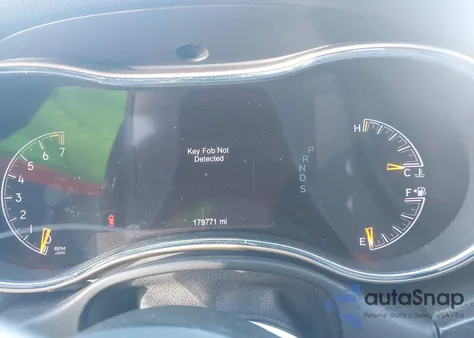 2014 Jeep Grand Cherokee Altitude из США, поврежденный, VIN 1C4RJEAG7EC573786